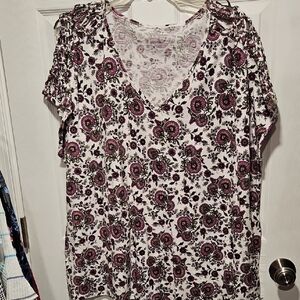 Lane Bryant Floral V-Neck Swing Tee- Purple and Black